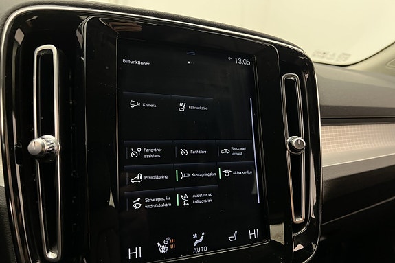 Volvo XC40 20 of 27
