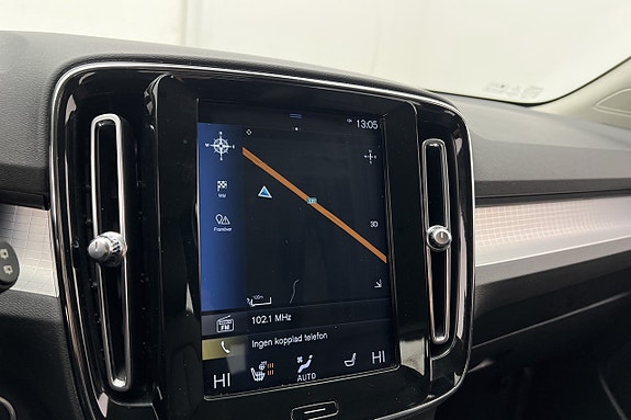 Volvo XC40 15 of 27