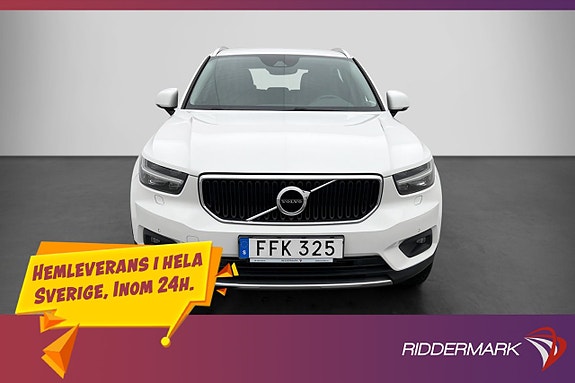 Volvo XC40 2 of 27