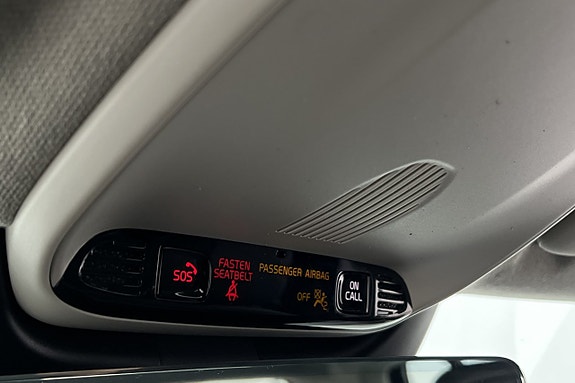 Volvo XC40 13 of 27