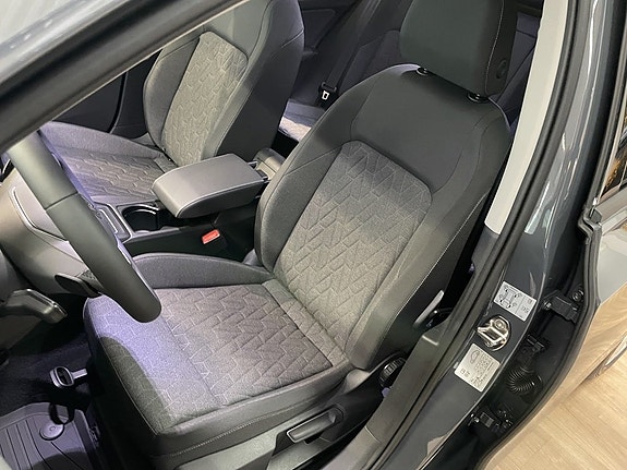 Volkswagen Golf I 6 of 12