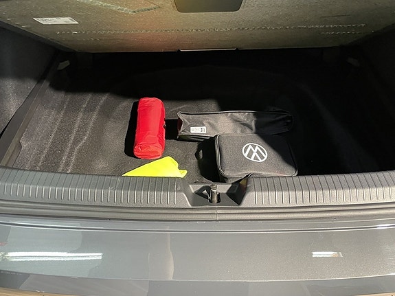 Volkswagen Golf I 9 of 12