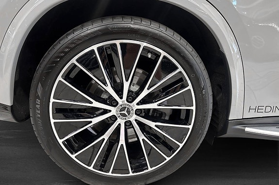 Mercedes-Benz GLC400 13 of 14