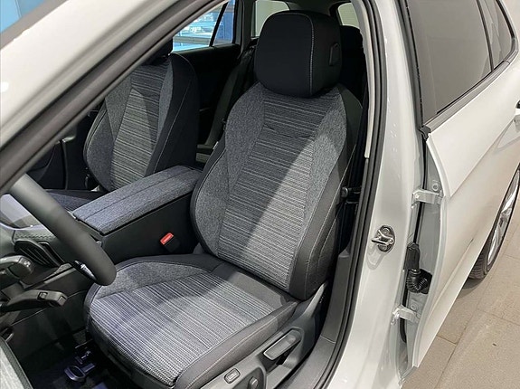 Skoda Superb 12 of 18