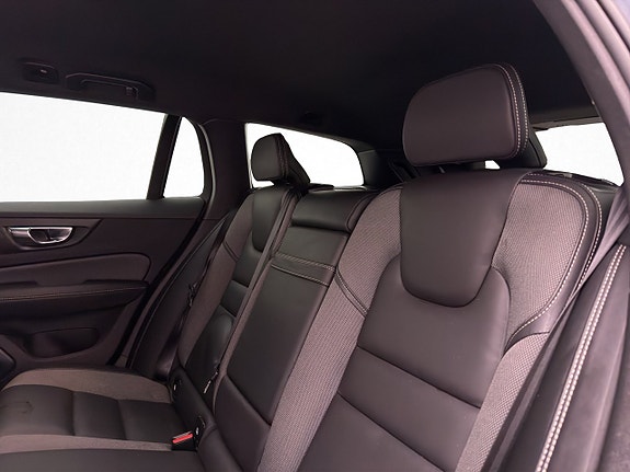 Volvo V60 18 of 30