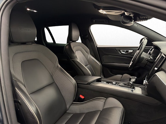 Volvo V60 16 of 30