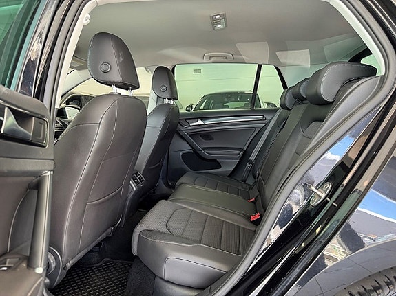 Volkswagen Golf I 13 of 20
