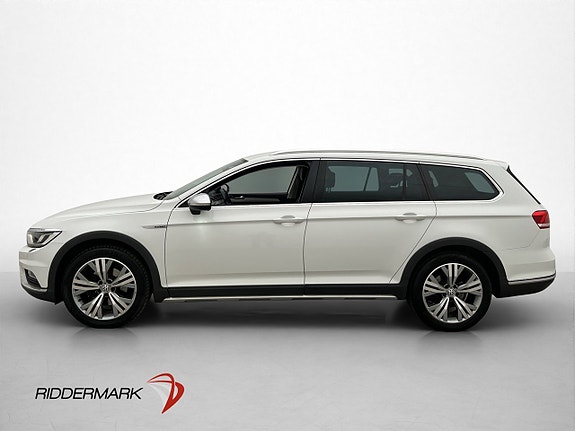 Volkswagen Passat Alltrack 4 of 30