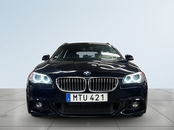 BMW 520d 2 of 21