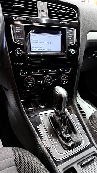 Volkswagen Golf I 14 of 19