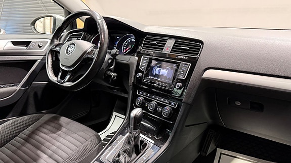 Volkswagen Golf I 13 of 19