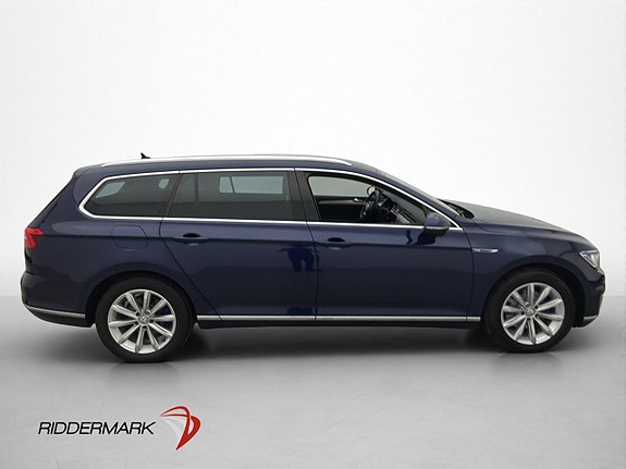 Volkswagen Passat 9 of 30