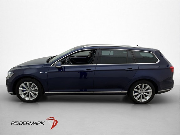 Volkswagen Passat 4 of 30