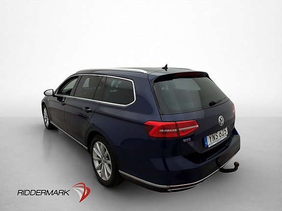 Volkswagen Passat 5 of 30