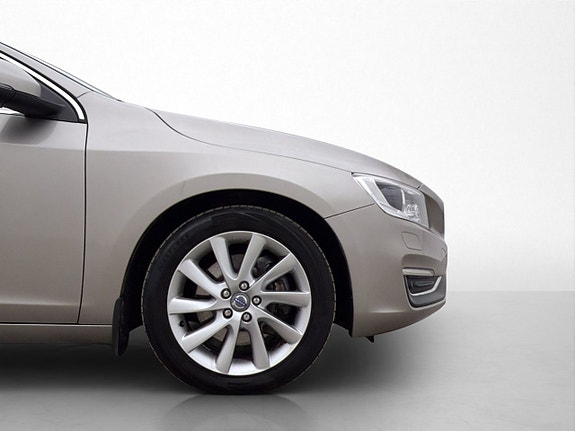 Volvo V60 28 of 30