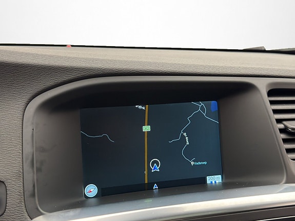Volvo V60 17 of 30