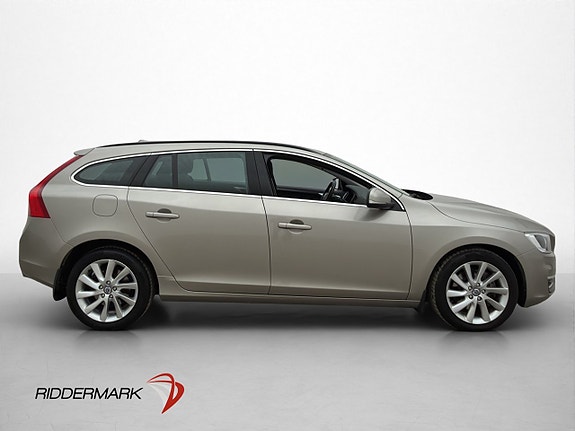 Volvo V60 4 of 30