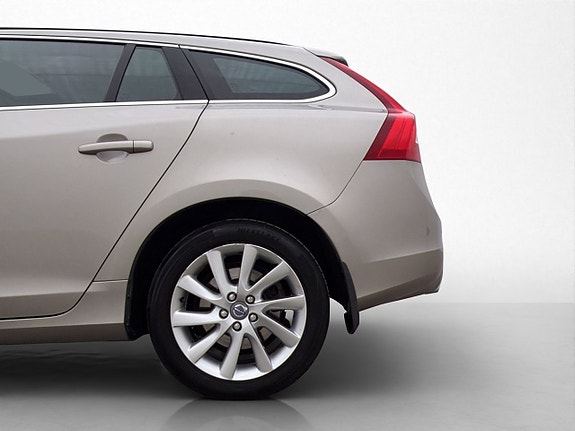 Volvo V60 30 of 30