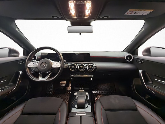Mercedes-Benz A200 13 of 30