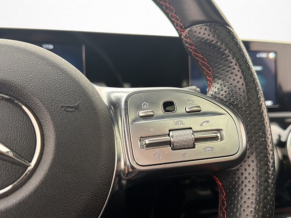 Mercedes-Benz A200 18 of 30