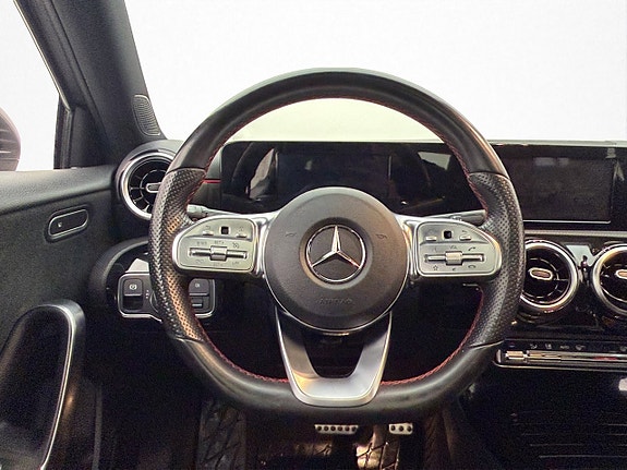 Mercedes-Benz A200 14 of 30