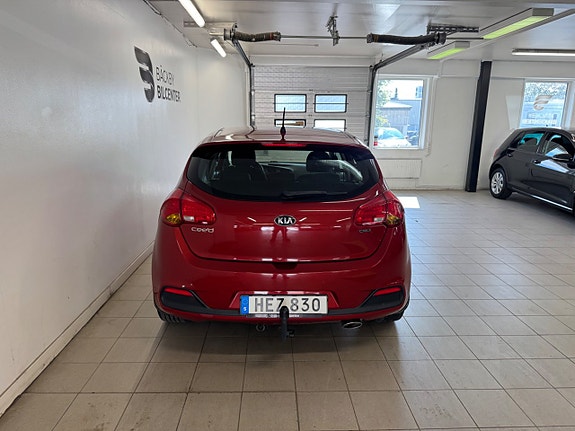 Kia Ceed 4 of 13