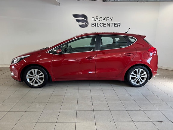 Kia Ceed 2 of 13