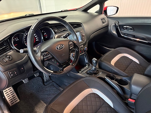 Kia Ceed 7 of 19