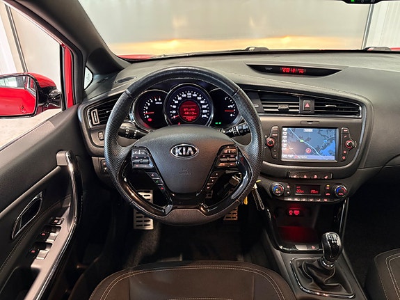 Kia Ceed 9 of 19