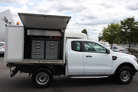 Ford Ranger 2 of 11