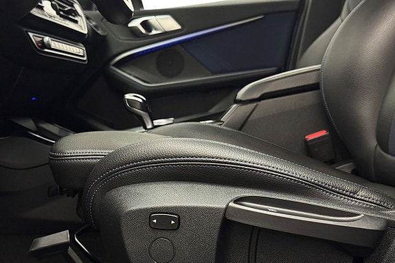 BMW 118i 13 of 30