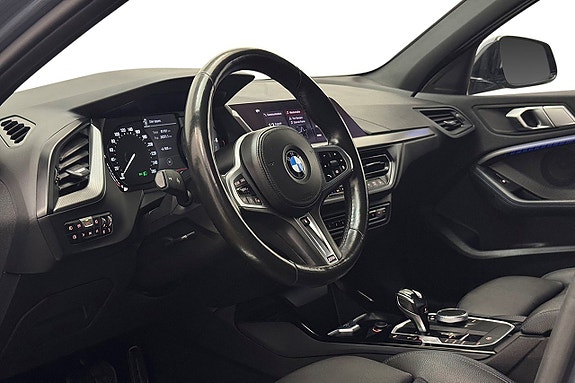BMW 118i 12 of 30