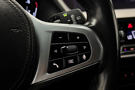 BMW 118i 19 of 30