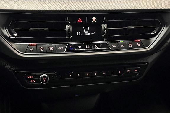 BMW 118i 23 of 30