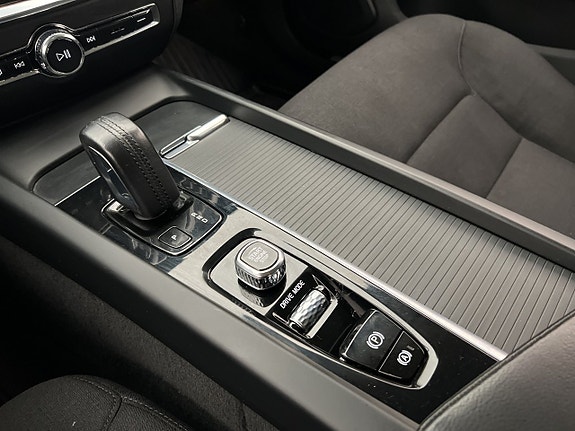 Volvo V60 23 of 30