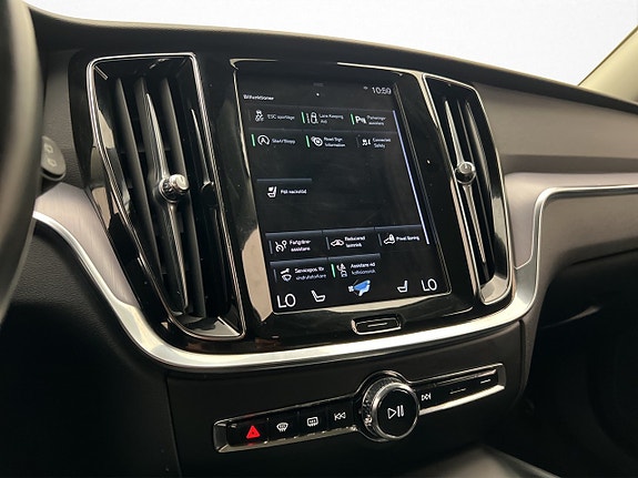 Volvo V60 21 of 30