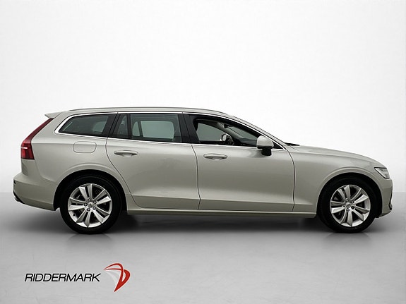 Volvo V60 9 of 30