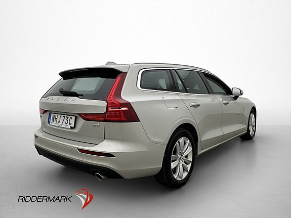 Volvo V60 8 of 30