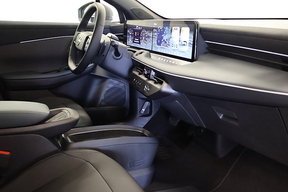 Nissan Leaf 12 of 24