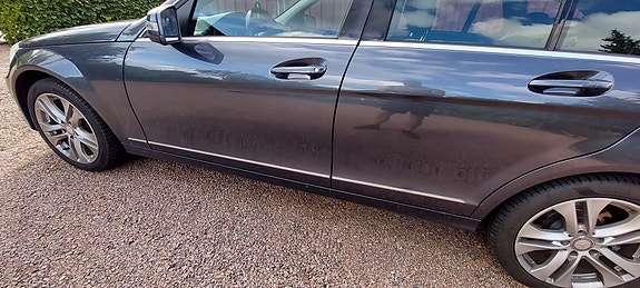 Mercedes-Benz C220 9 of 9