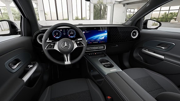 Mercedes-Benz GLA250 4 of 6