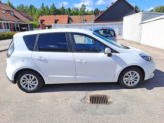 Renault Scenic III 3 of 8
