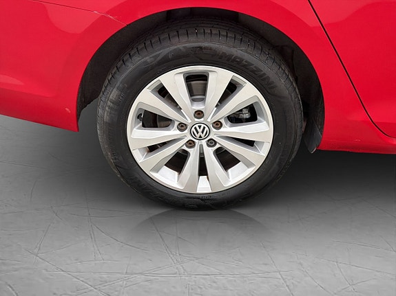 Volkswagen Golf I 27 of 28