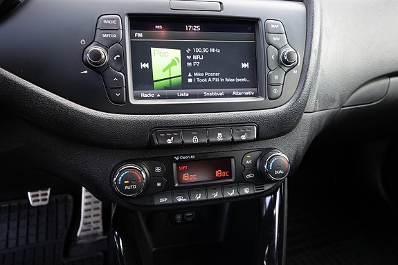 Kia Ceed 12 of 17