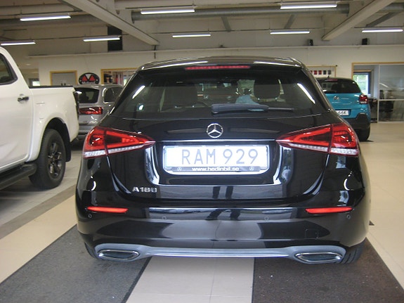 Mercedes-Benz A180 7 of 19
