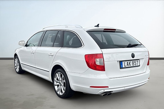 Skoda Superb 3 of 20
