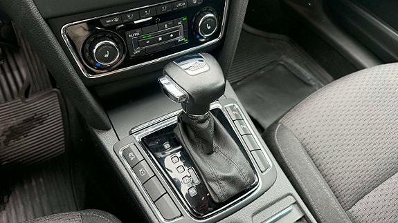 Skoda Superb 15 of 20