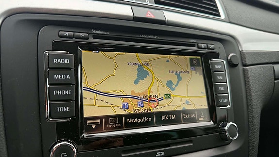 Skoda Superb 14 of 20