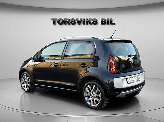 Volkswagen UP! 4 of 30