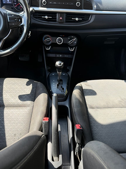 Kia Picanto 12 of 15